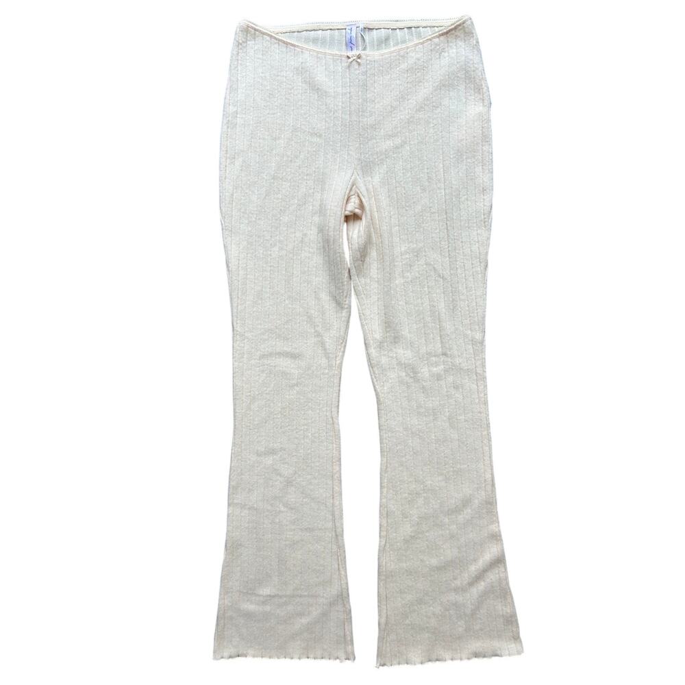 🥶 Urban Outfitters Out From Under Cream Fuzzy Knit Flare Stretch Pants Size M